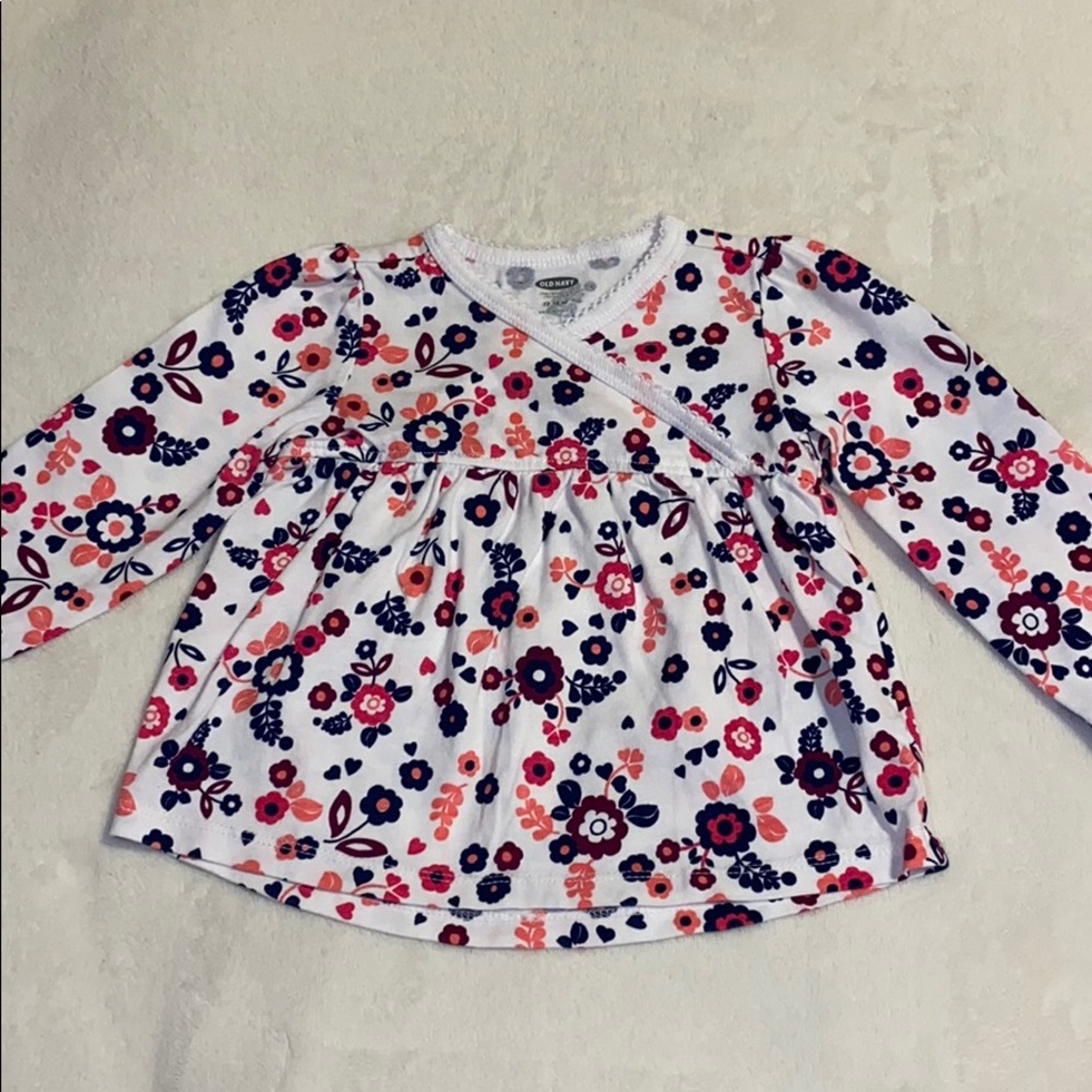 Floral print long sleeve top